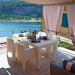 little-paradise-portovenere.hotelitalianriviera.com/
