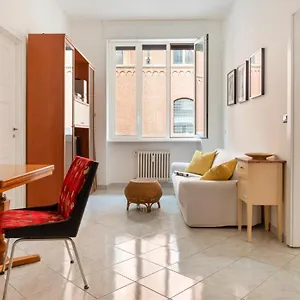 Stazione Cozy And Functional Flat Milão